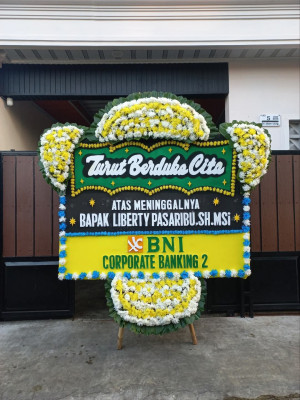 Papan Bunga Duka di Jamika