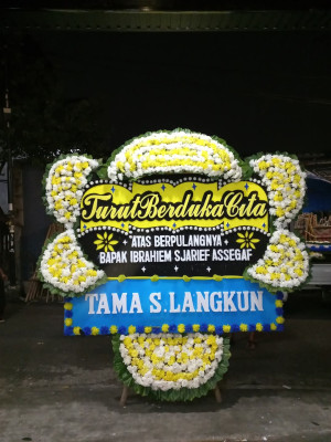 Papan Bunga Duka di Jamika
